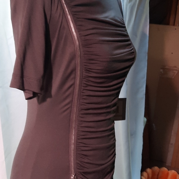 Dress - Picture 9 of 9